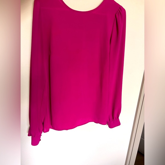 Women’s open back blouse - Picture 2 of 3